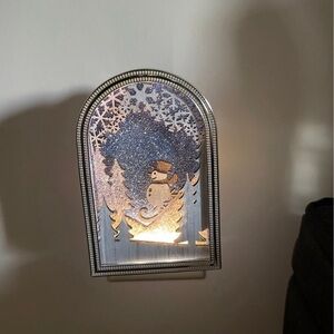 Brand new snowman bath and body works wallflower plug